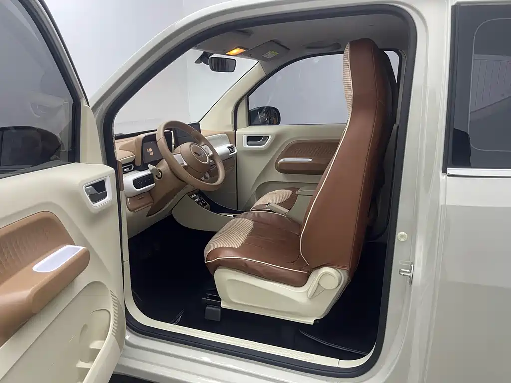 Wuling MINIEV — миниатюра 11