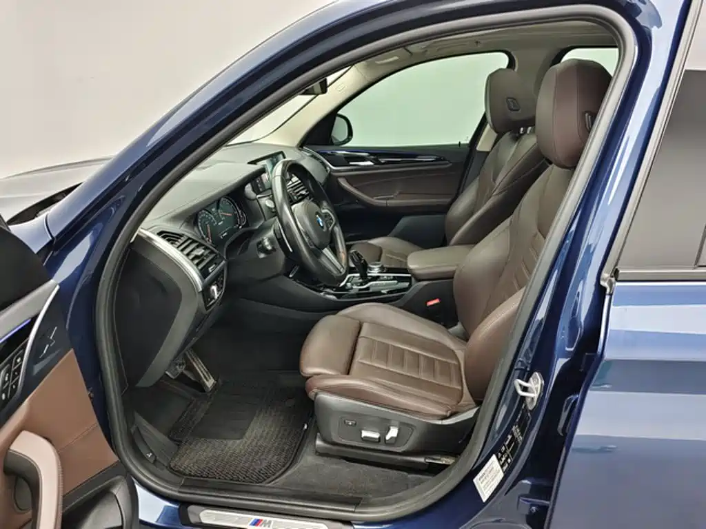 BMW X3 — миниатюра 8
