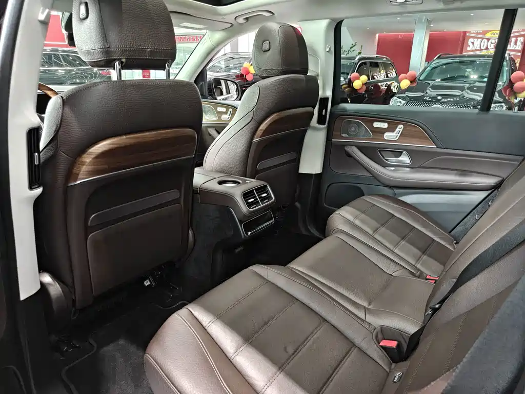 Mercedes-Benz GLS — миниатюра 20
