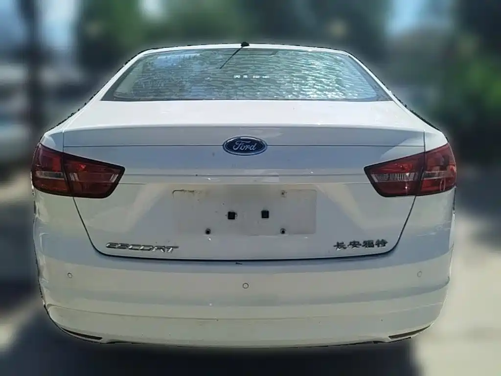 Ford Escort — миниатюра 8
