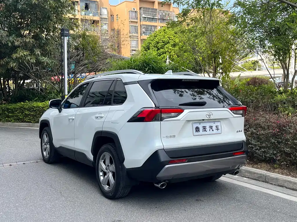 TOYOTA RAV4 RONGFANG