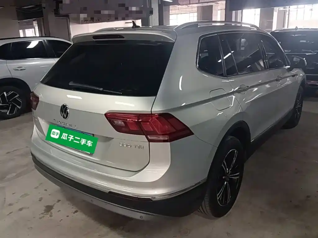 Volkswagen Tiguan L — миниатюра 7
