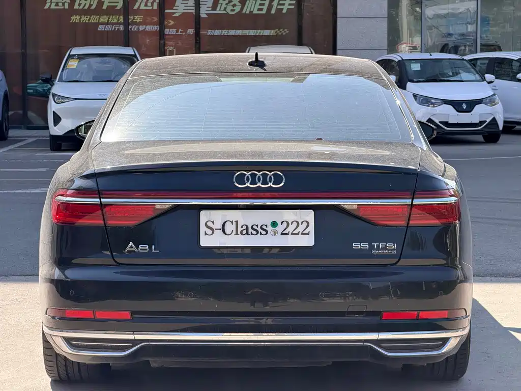 Audi A8 — миниатюра 5