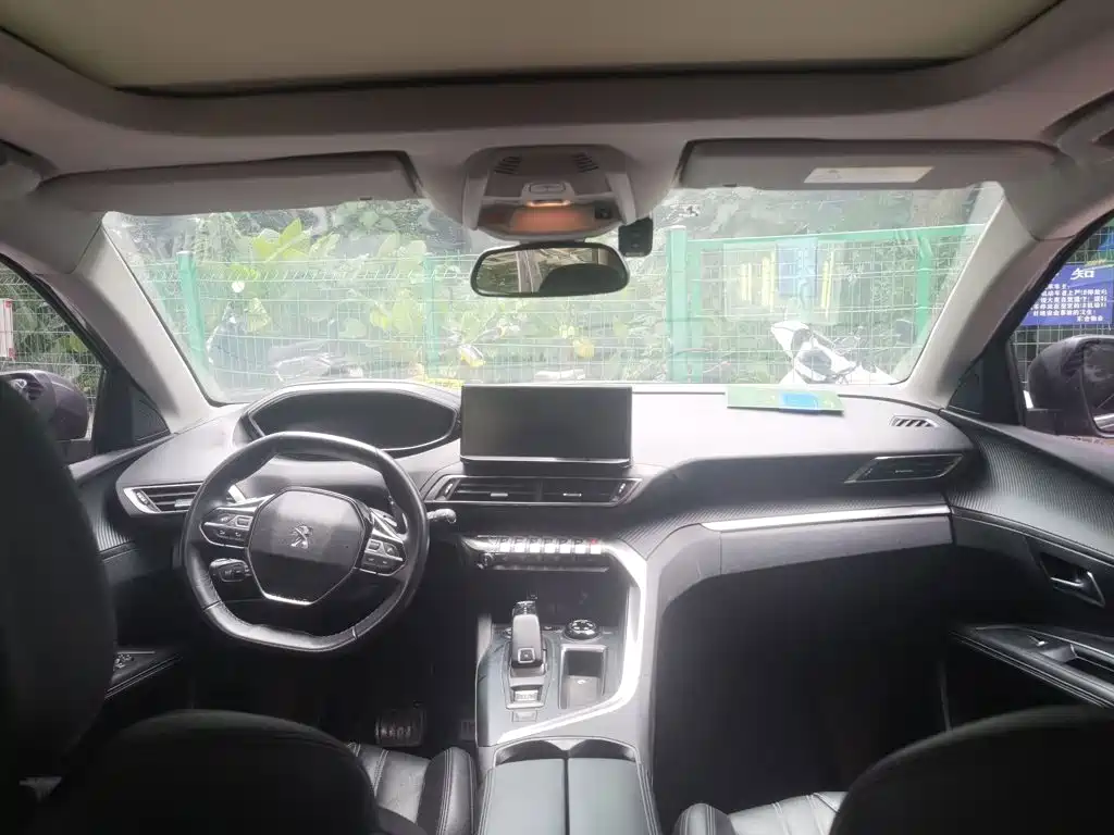 Peugeot 4008 — миниатюра 5