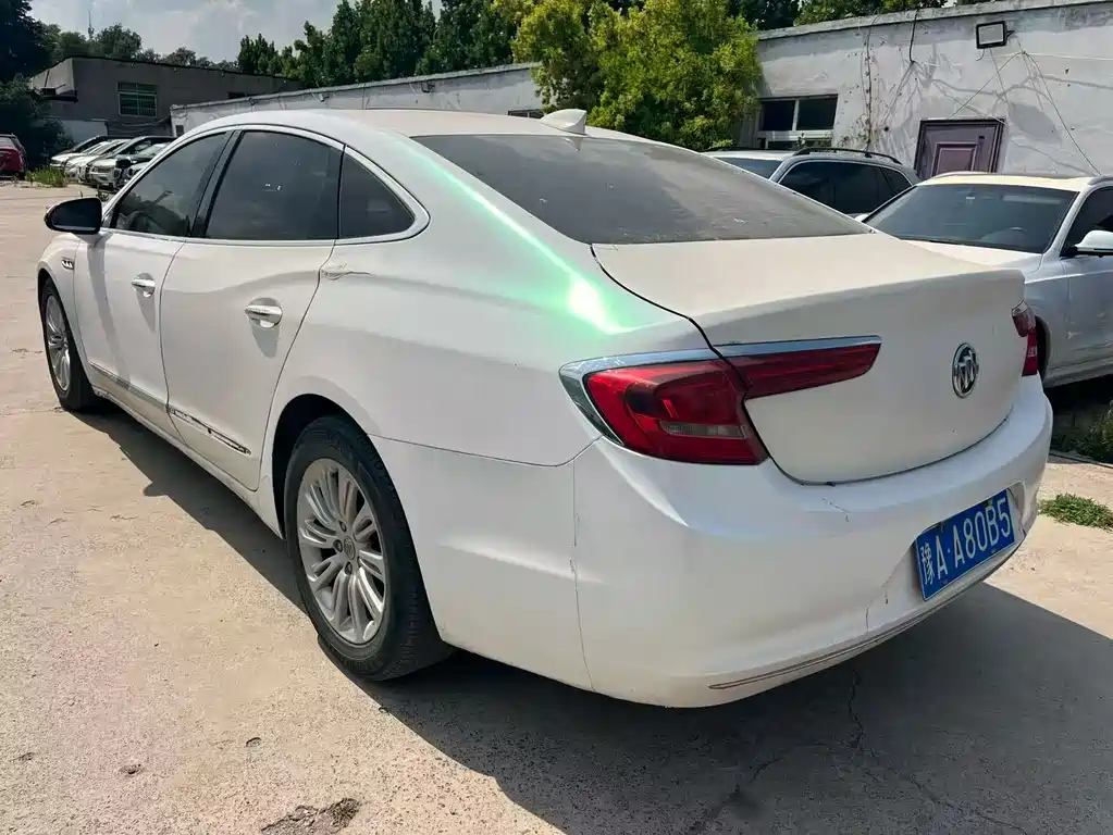 Buick LaCrosse 2016 30H Luxury