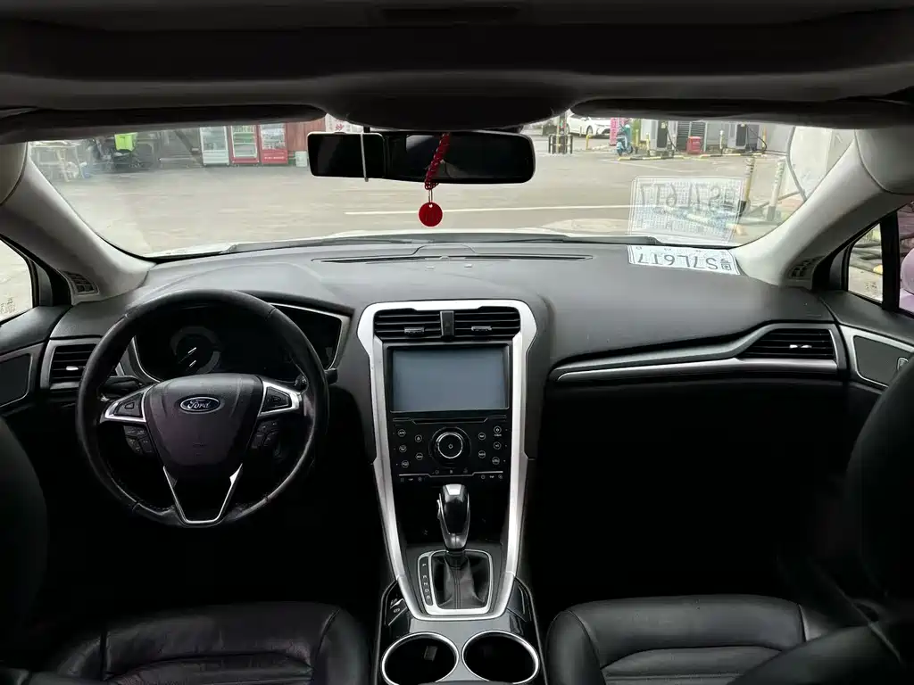 Ford Mondeo — миниатюра 5