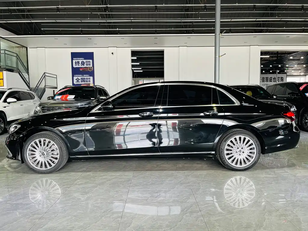 Mercedes-Benz E-Class — миниатюра 3