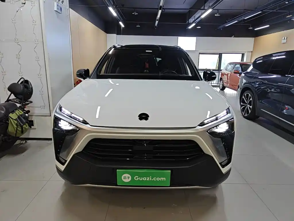 NIO ES8 — миниатюра 3