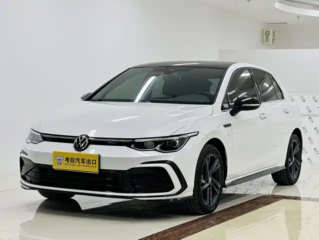 VOLKSWAGEN GOLF 2022