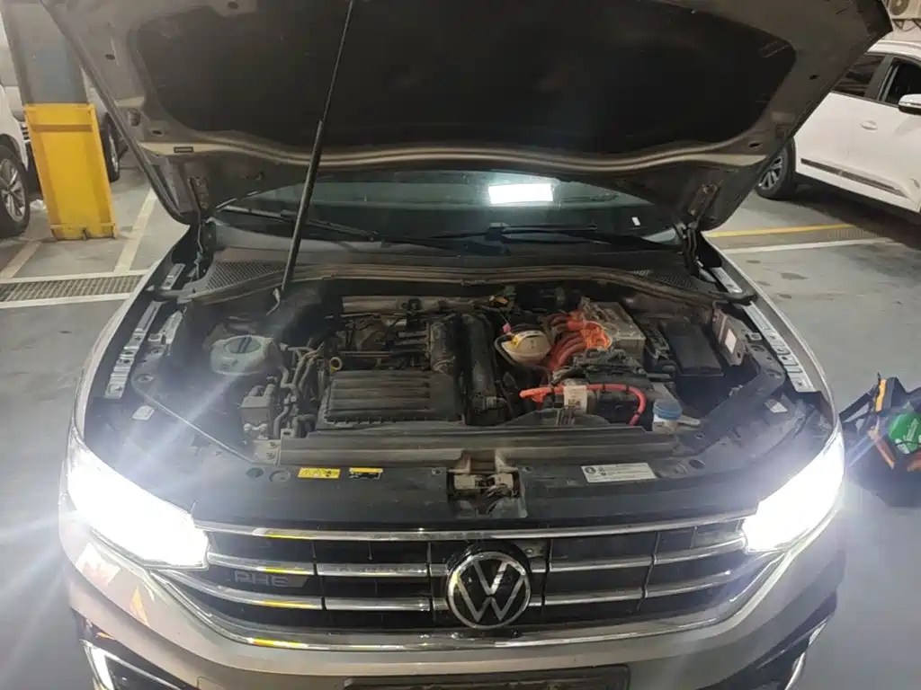 Volkswagen Tiguan L PHEV — миниатюра 20