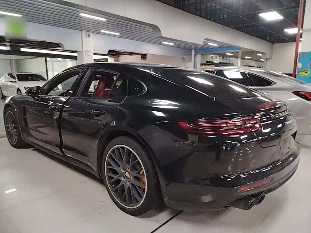 Porsche Panamera — миниатюра 5