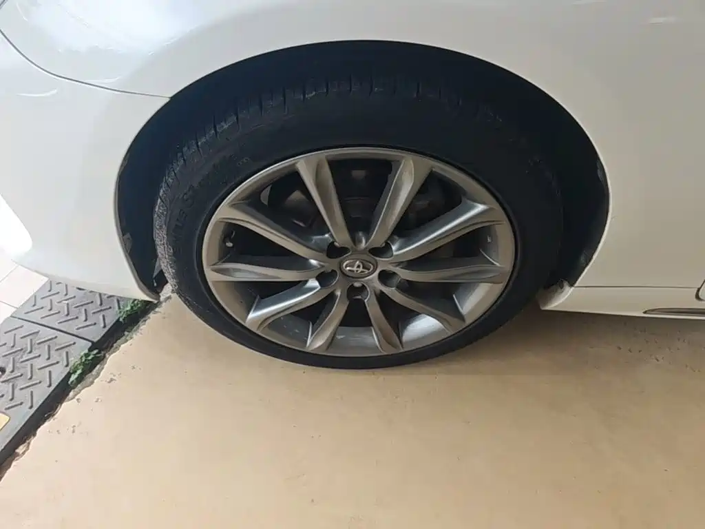 Toyota Reiz — миниатюра 23