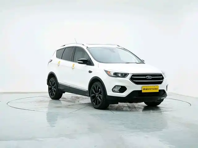 Ford Kuga — миниатюра 5