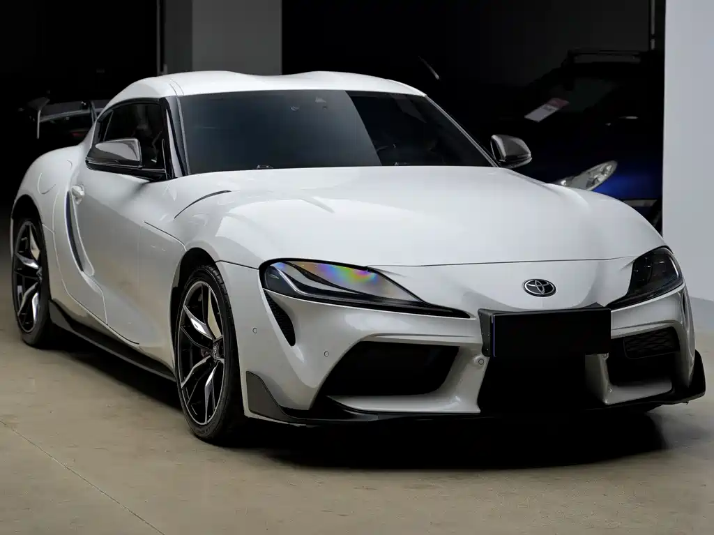 TOYOTA SUPRA