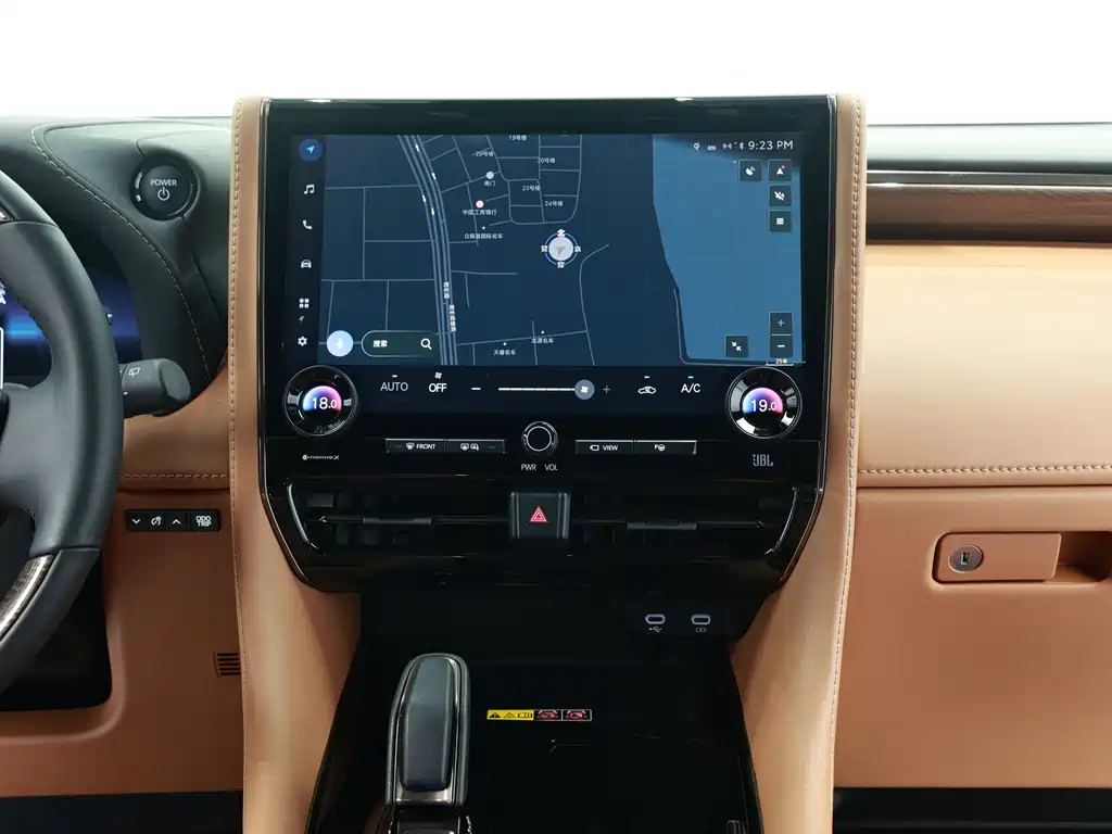 Toyota Alphard — миниатюра 14