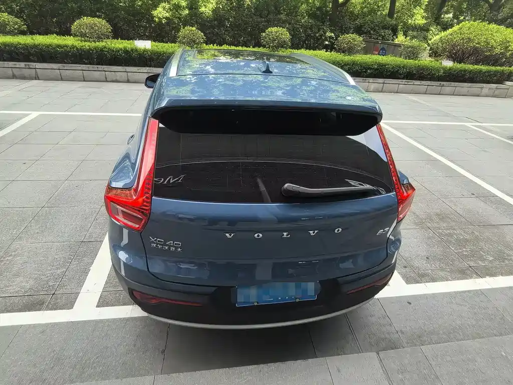 Volvo XC40 — миниатюра 4
