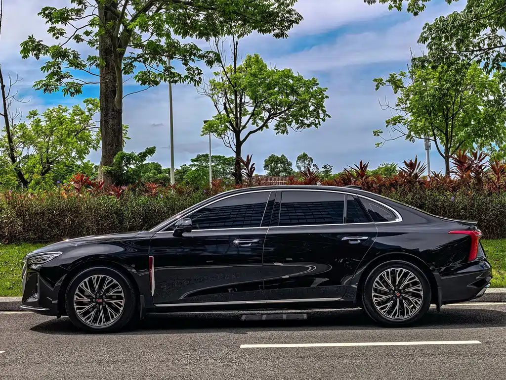 Hongqi Hongqi H5 — миниатюра 16