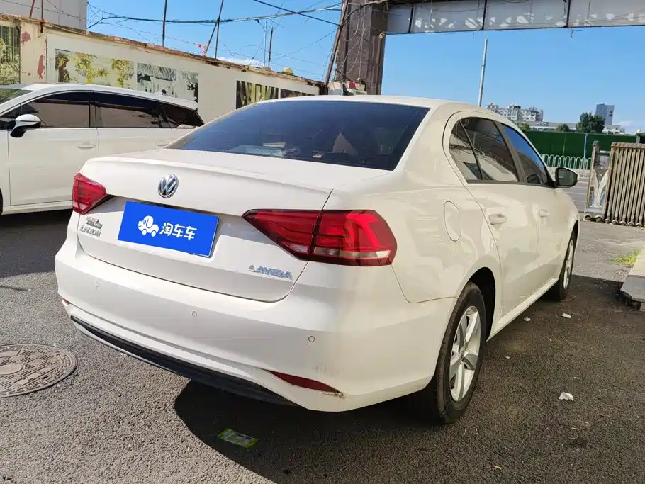 Volkswagen Lavida — миниатюра 3