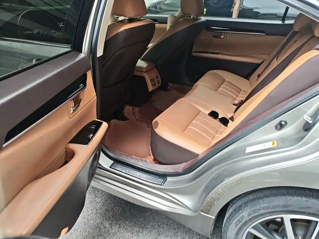 Lexus ES — миниатюра 18
