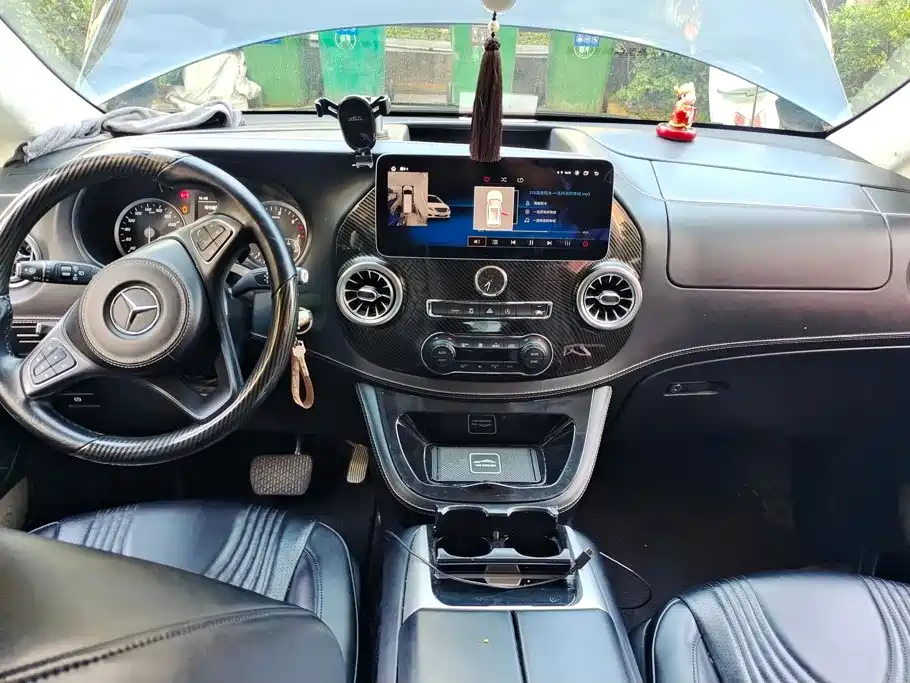 Mercedes-Benz Vito — миниатюра 12