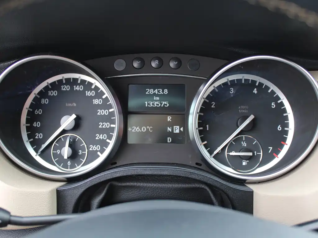 Mercedes-Benz R-Class — миниатюра 20