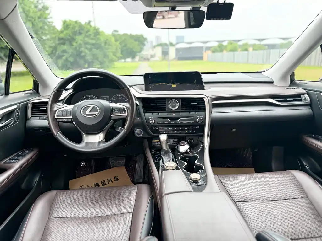 Lexus RX — миниатюра 10