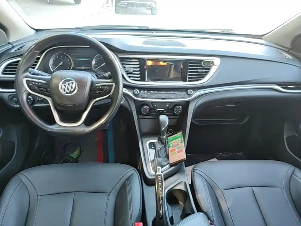 Buick Excelle — миниатюра 10