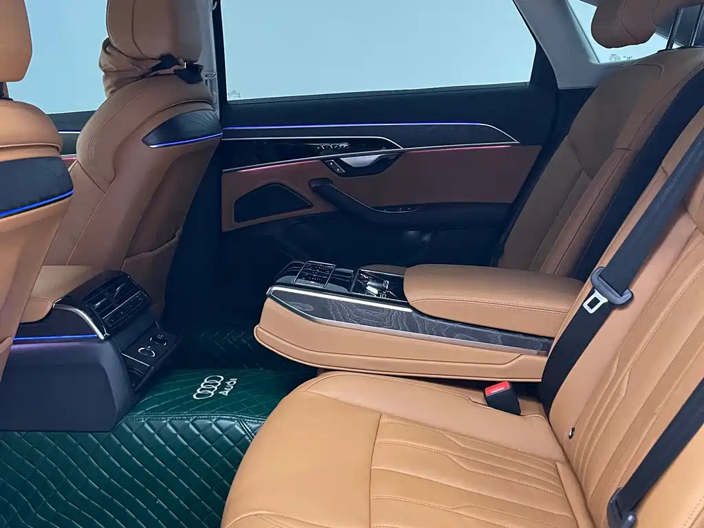 Audi A8 — миниатюра 14