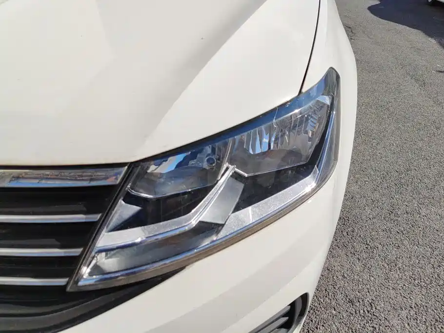 Volkswagen Lavida — миниатюра 5