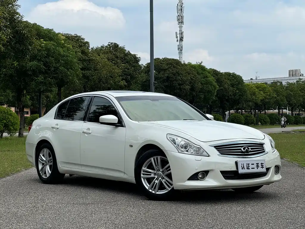 Infiniti G — миниатюра 3