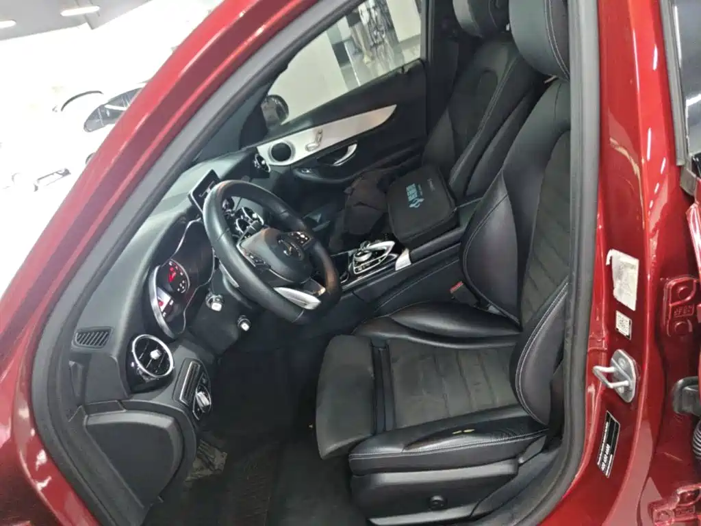 Mercedes-Benz C-Class — миниатюра 15