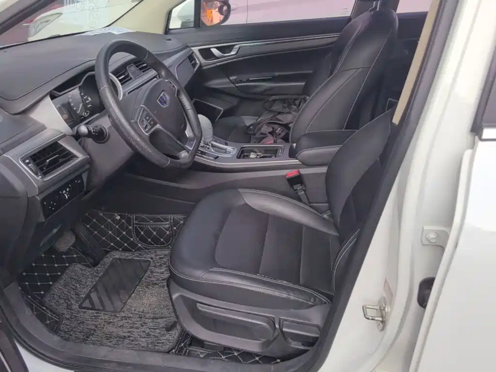Geely Emgrand GS — миниатюра 15