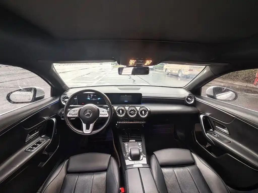 Mercedes-Benz A-Class — миниатюра 8
