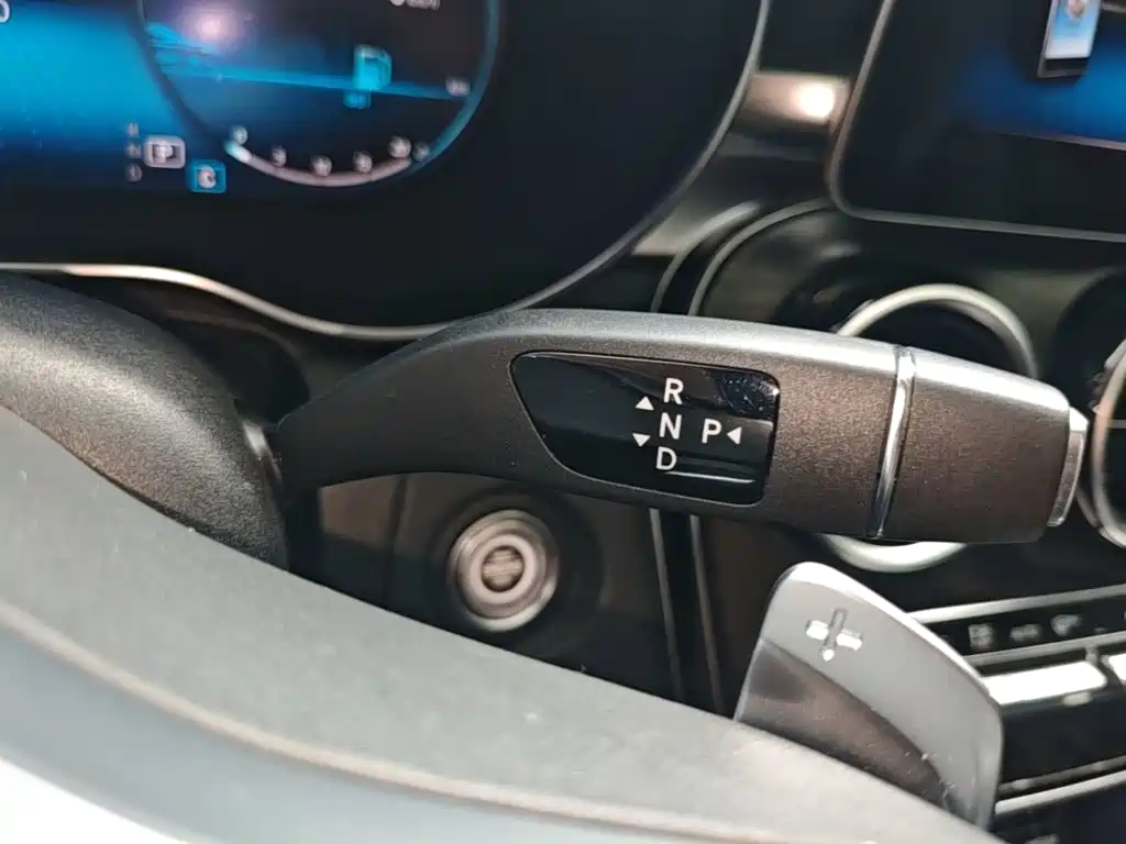 Mercedes-Benz C-Class — миниатюра 14