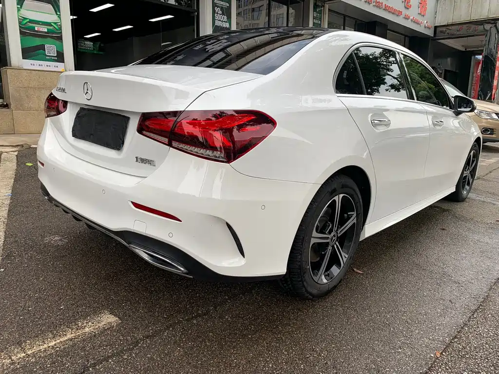 Mercedes-Benz A-Class — миниатюра 5