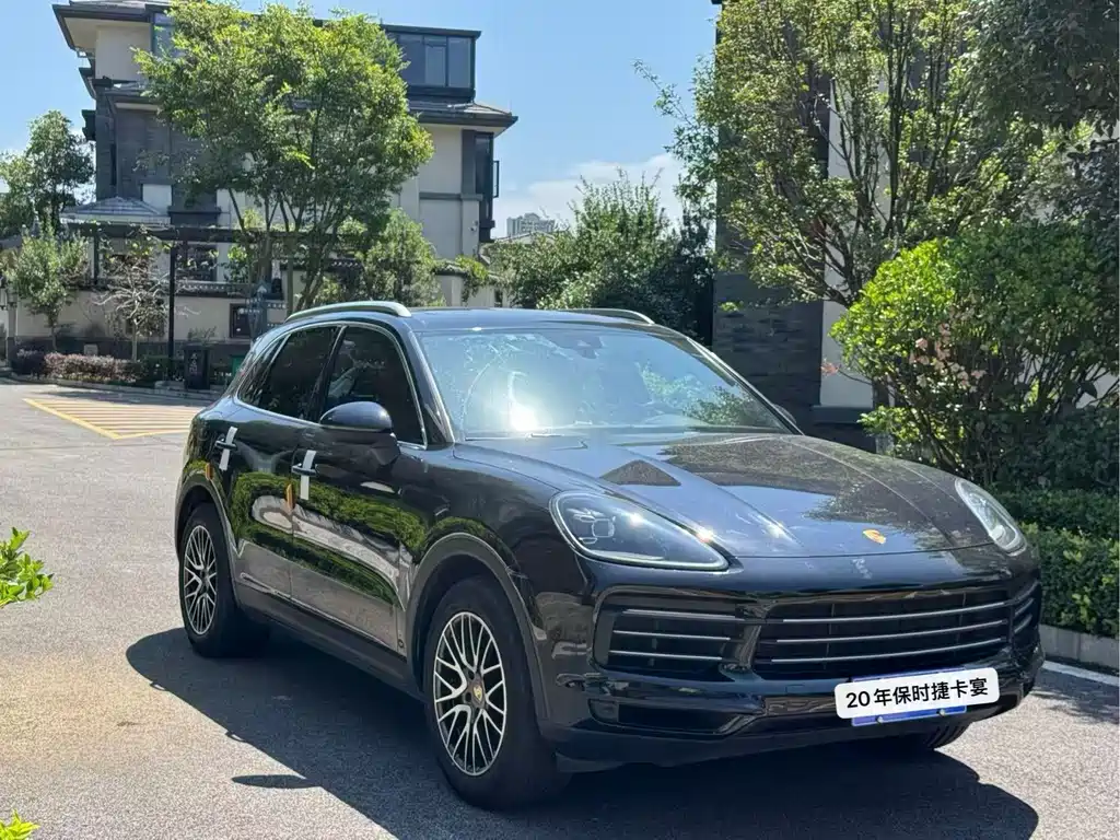 Porsche Cayenne — миниатюра 3