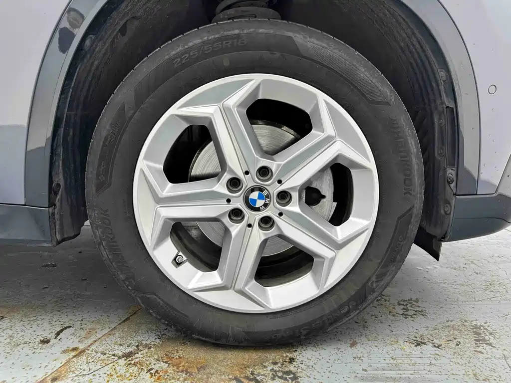 BMW X1 — миниатюра 8
