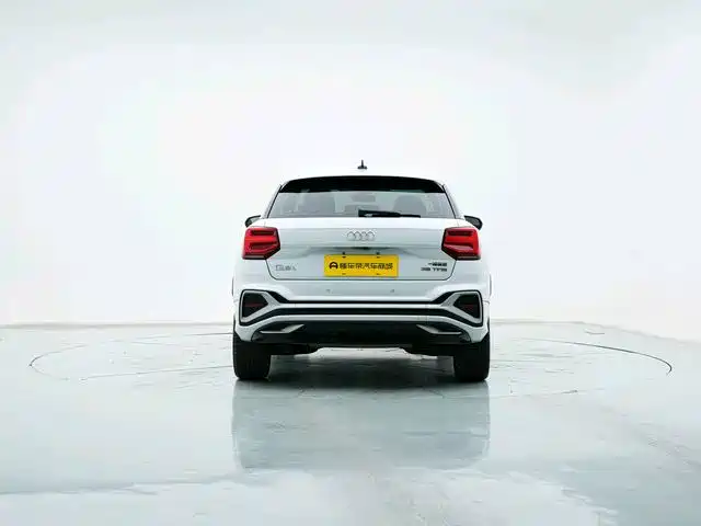 Audi Q2L — миниатюра 6