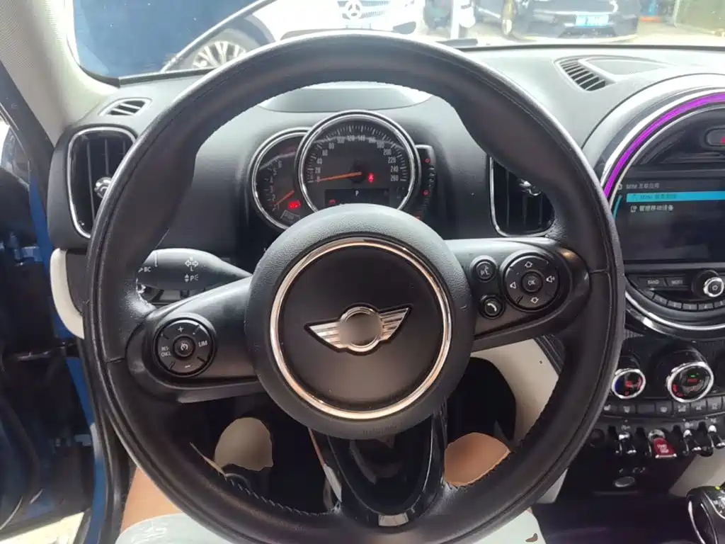 MINI Mini Countryman — миниатюра 11
