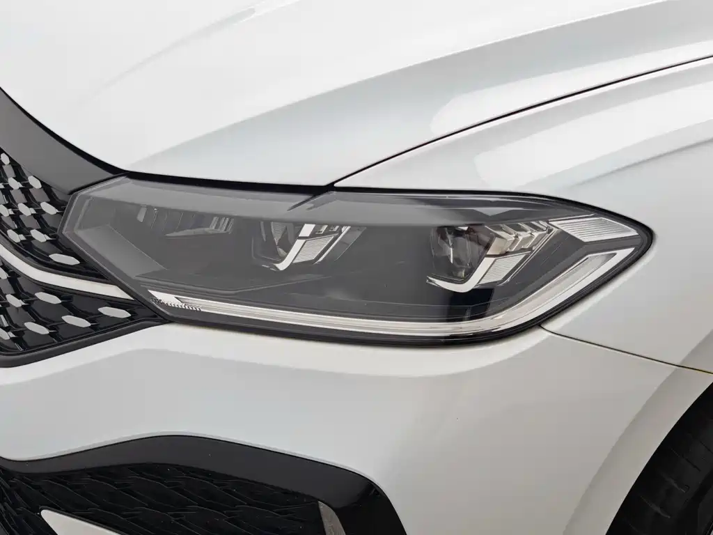 Volkswagen Lavida — миниатюра 8