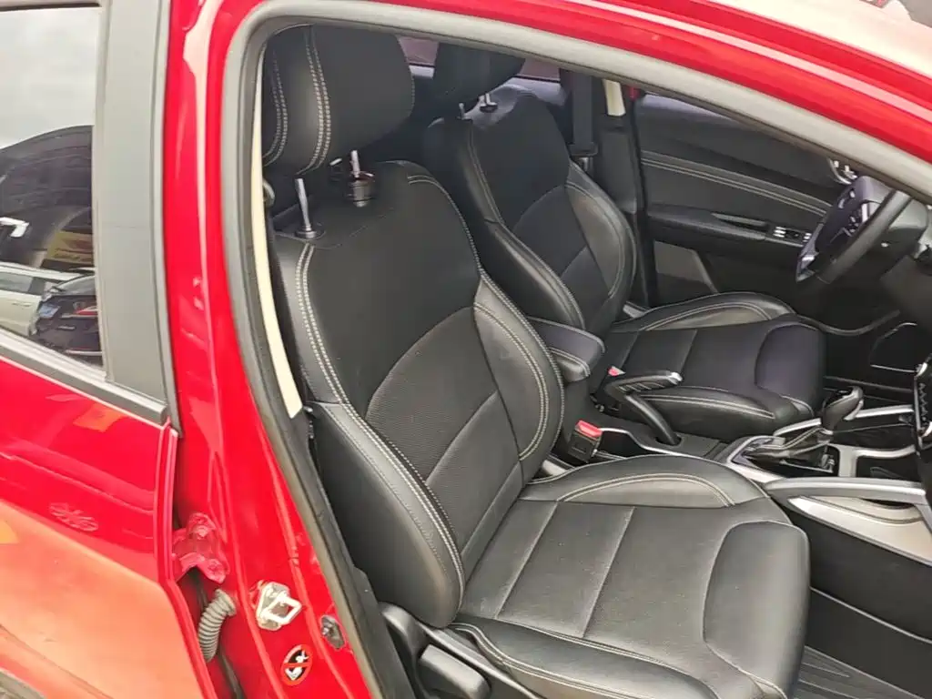 Geely Vision X3 — миниатюра 25