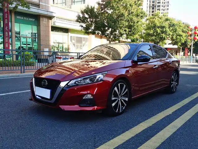NISSAN TEANA