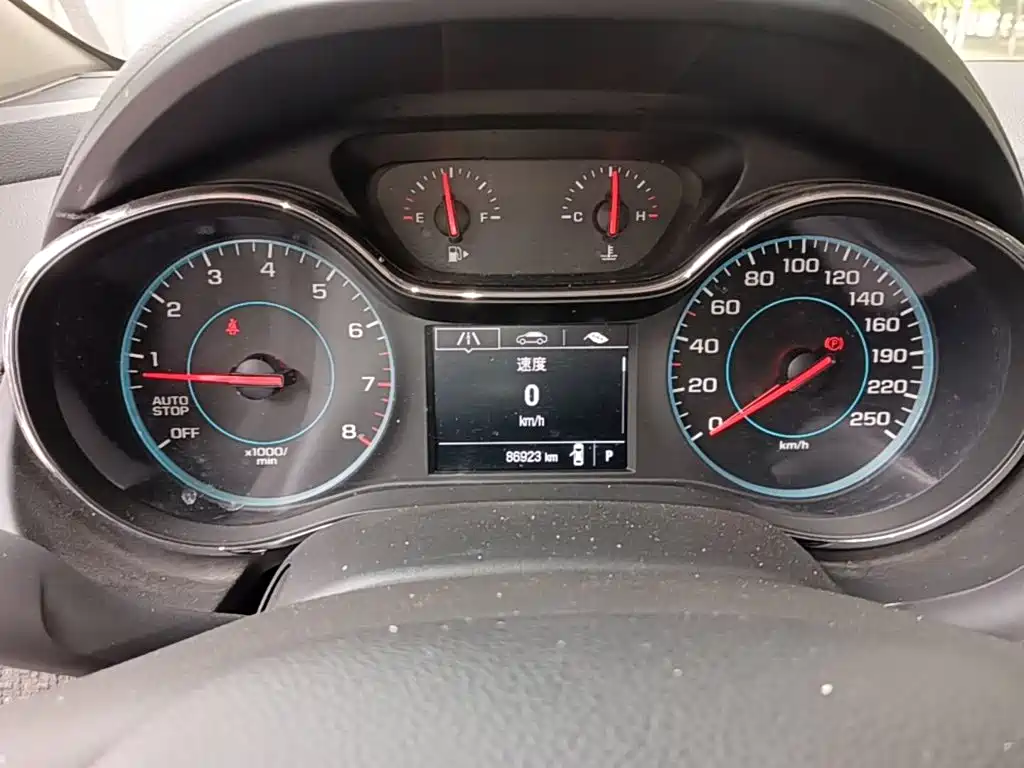 Chevrolet Cruze — миниатюра 12