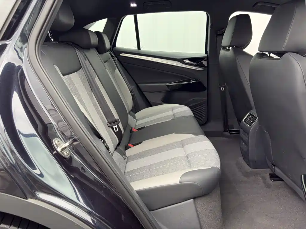 Volkswagen ID.4 Crozz — миниатюра 11