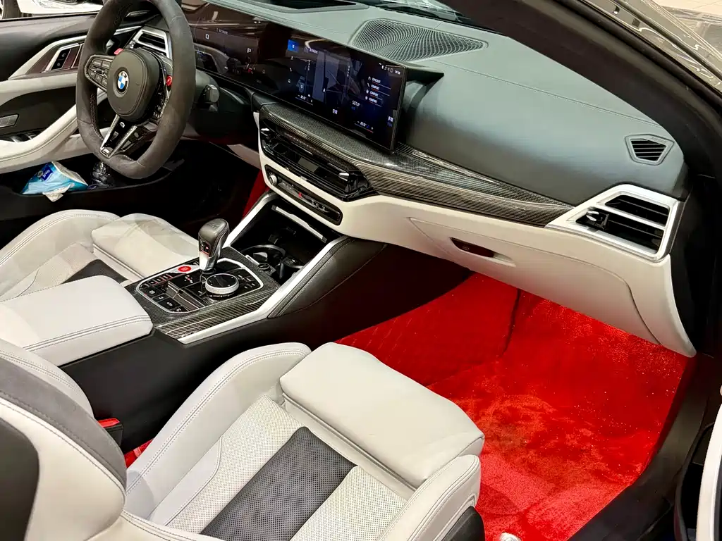 BMW M4 2024 M4 M xDrive