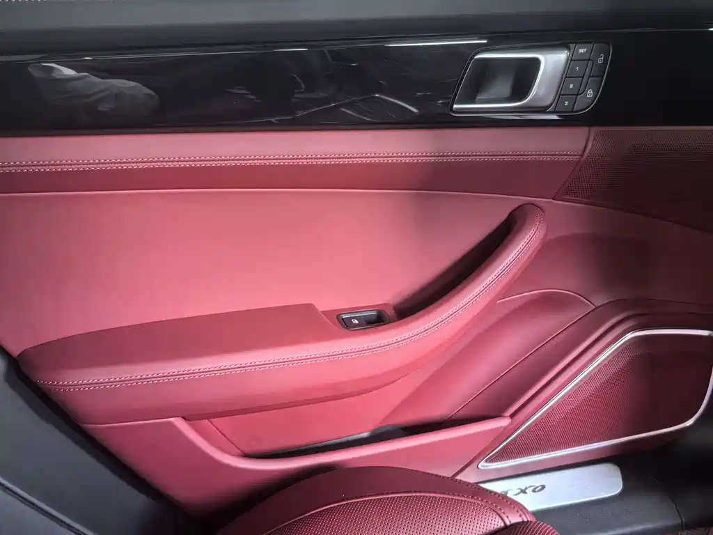Porsche Panamera — миниатюра 10