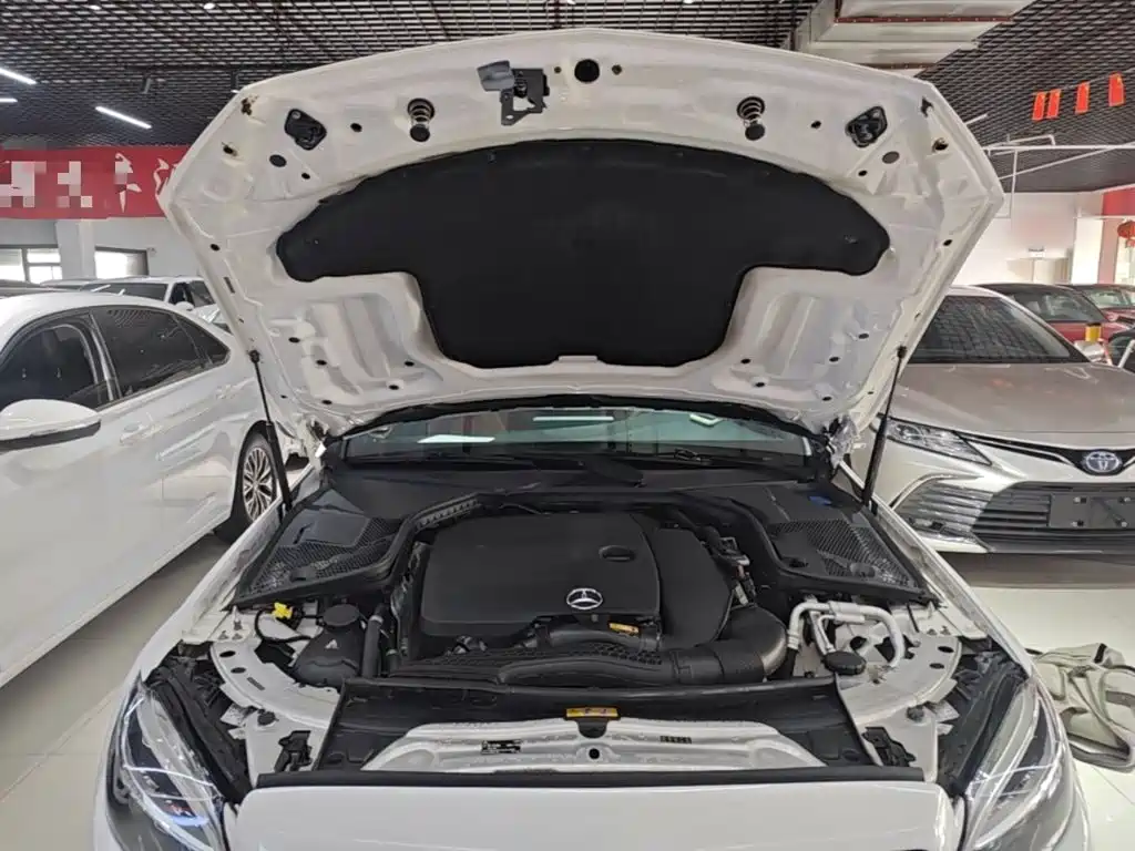 Mercedes-Benz C-Class — миниатюра 20
