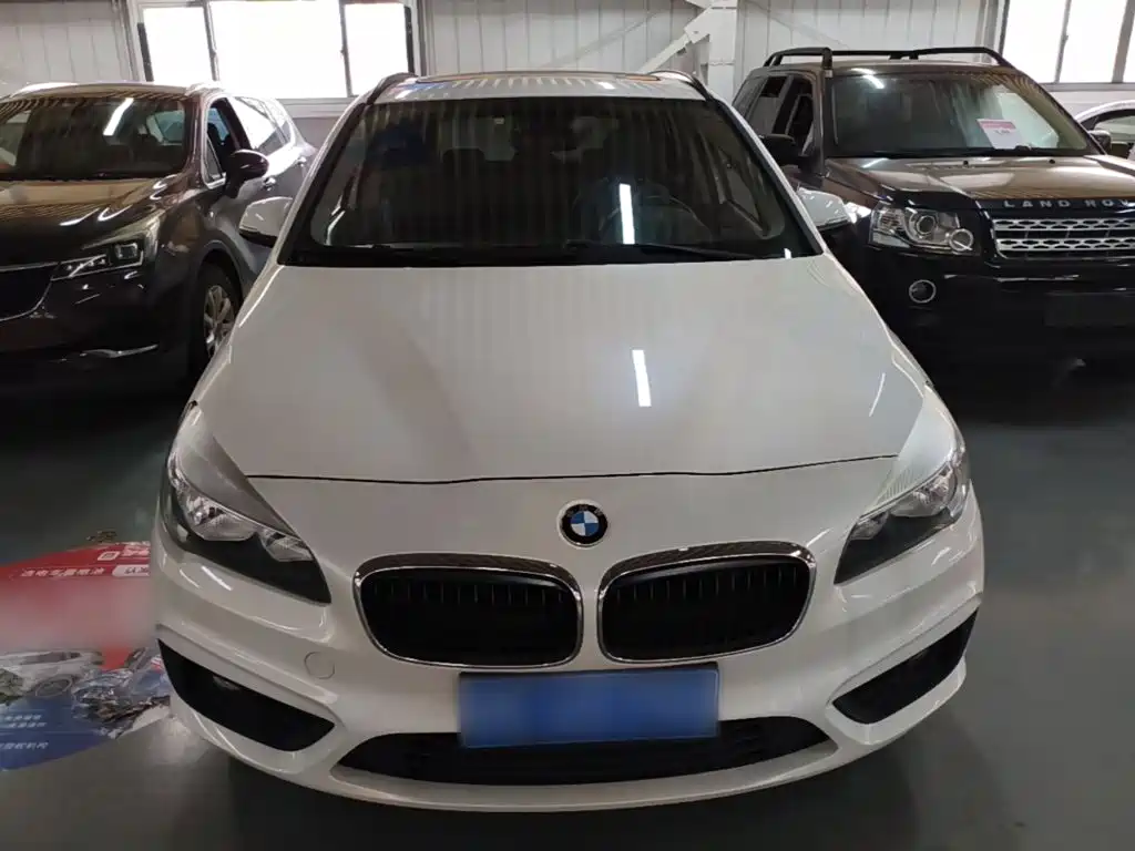 BMW 2 Series Active Tourer (Import) — миниатюра 3