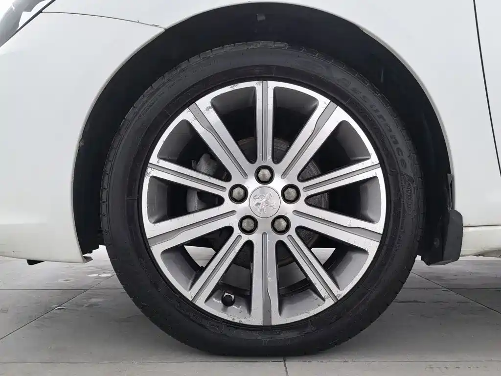Peugeot 408 — миниатюра 17