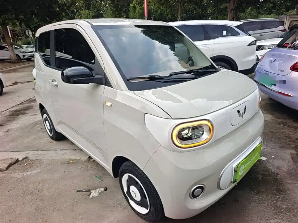 Wuling MINIEV — миниатюра 4